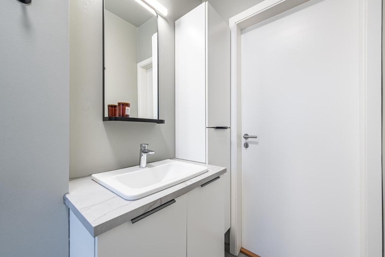 Downtown Reykjavik Luxury Apartments ภายนอก รูปภาพ