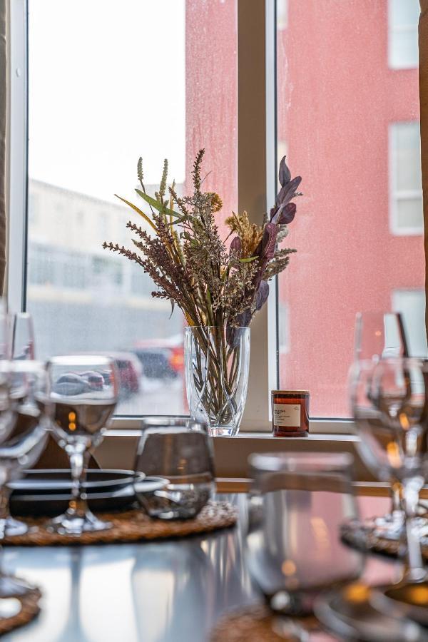Downtown Reykjavik Luxury Apartments ภายนอก รูปภาพ
