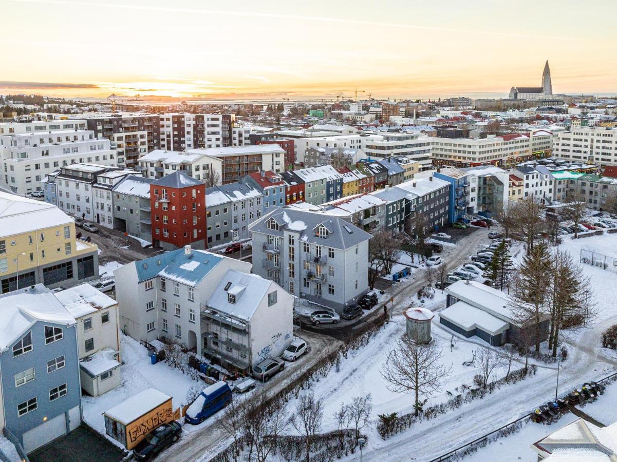 Downtown Reykjavik Luxury Apartments ภายนอก รูปภาพ