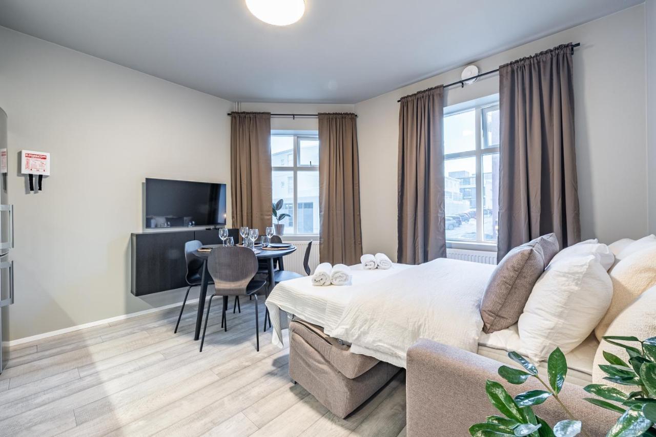 Downtown Reykjavik Luxury Apartments ภายนอก รูปภาพ