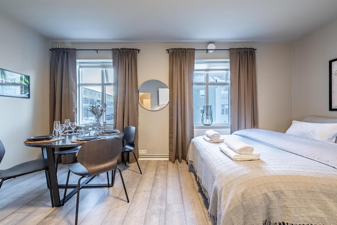 Downtown Reykjavik Luxury Apartments ภายนอก รูปภาพ